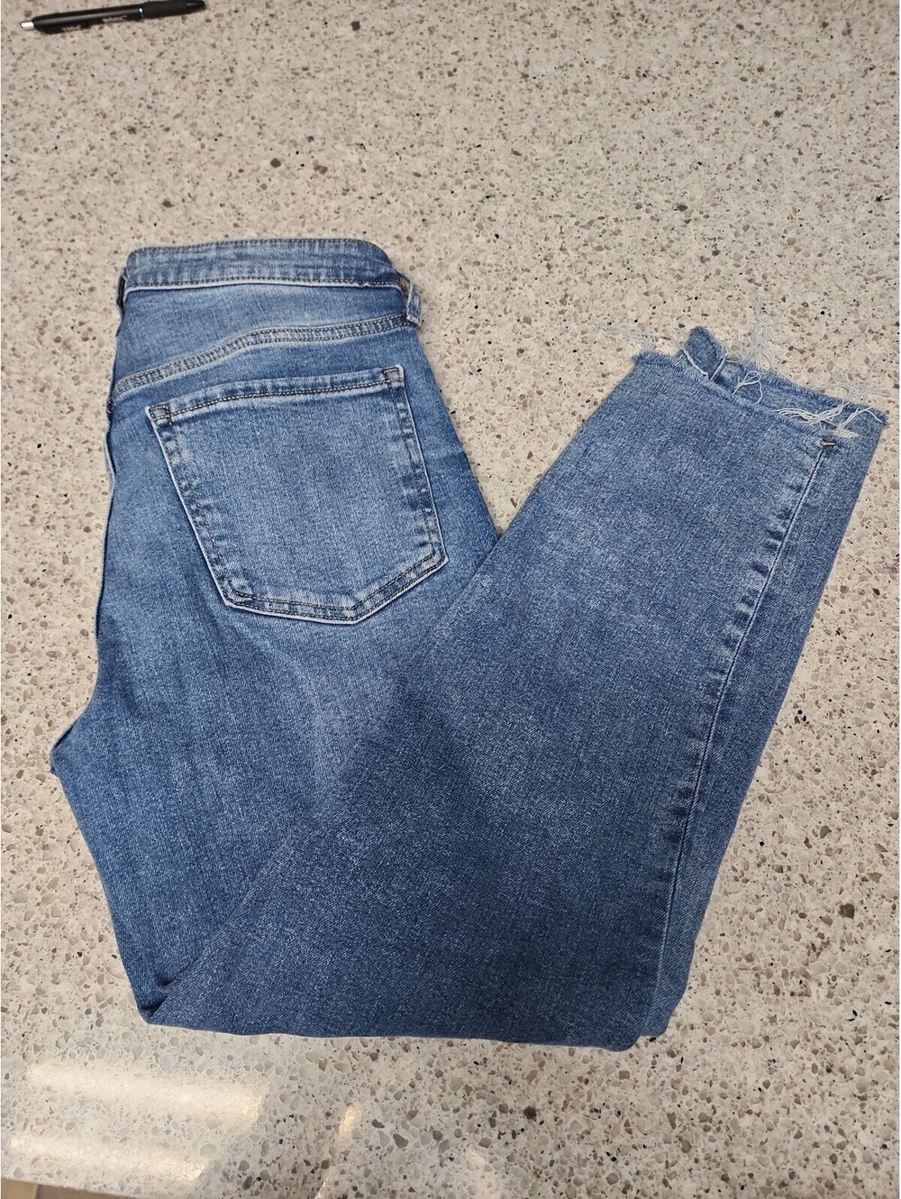 Jeans - Picture 2 of 9